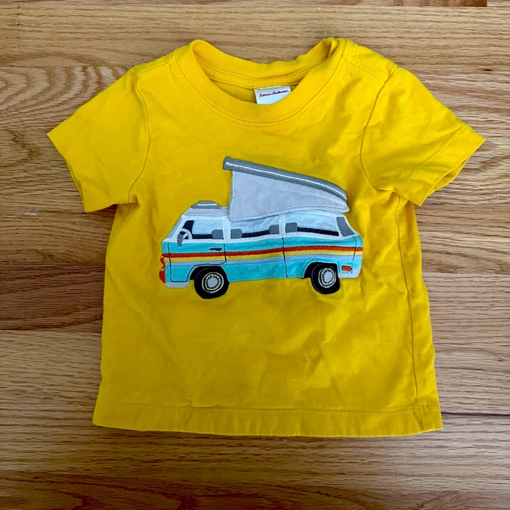 Hanna Andersson Appliqué Camper van tea tee